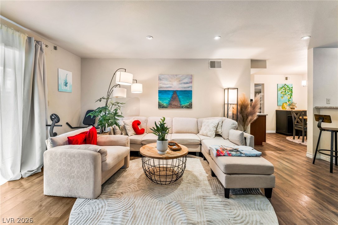Photo 10 of 34, 2451 N Rainbow Boulevard #1005