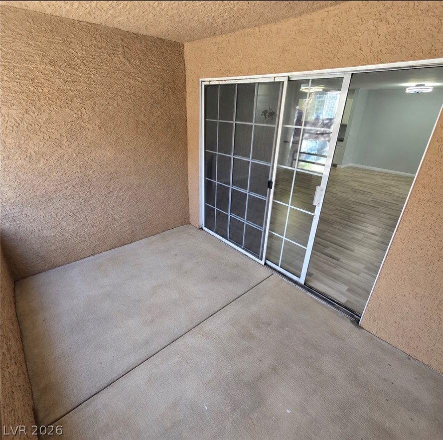 Photo 23 of 39, 2200 S Fort Apache Road #2157