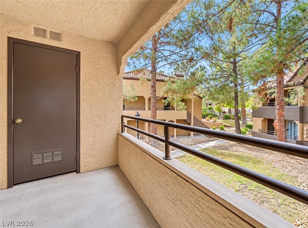 Photo 25 of 39, 2200 S Fort Apache Road #2157
