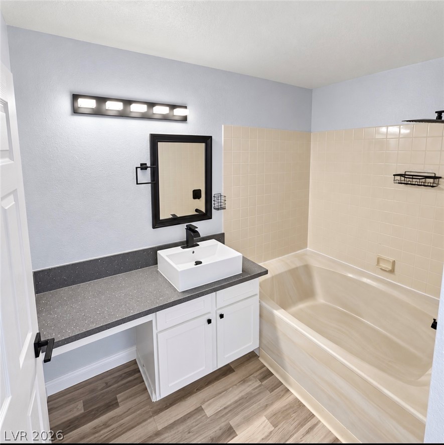 Photo 12 of 39, 2200 S Fort Apache Road #2157