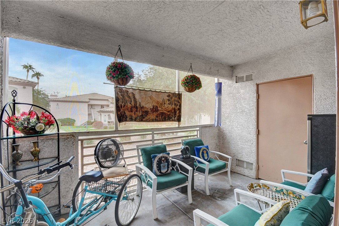 Photo 32 of 37, 4555 E Sahara Avenue #132
