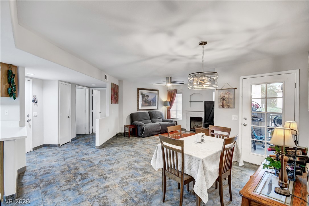 Photo 7 of 37, 4555 E Sahara Avenue #132