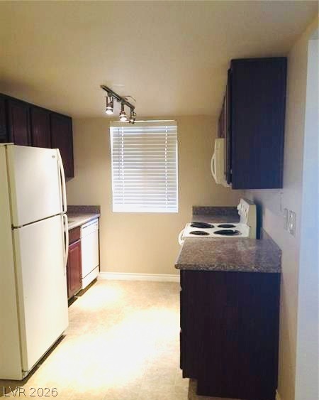 Photo 5 of 4941 River Glen Drive #7