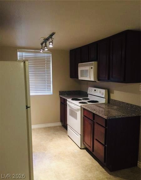 Photo 7 of 19, 4941 River Glen Drive #7