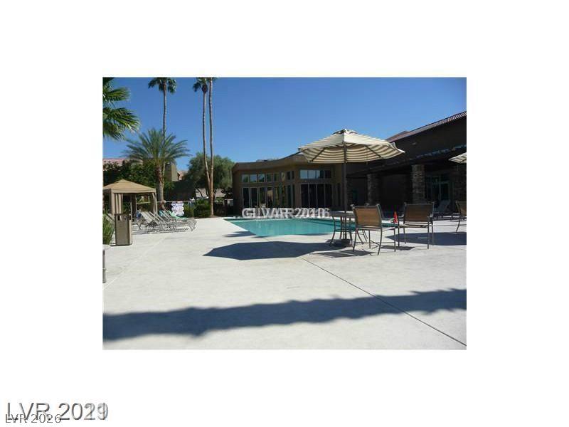 Photo 14 of 19, 4941 River Glen Drive #7