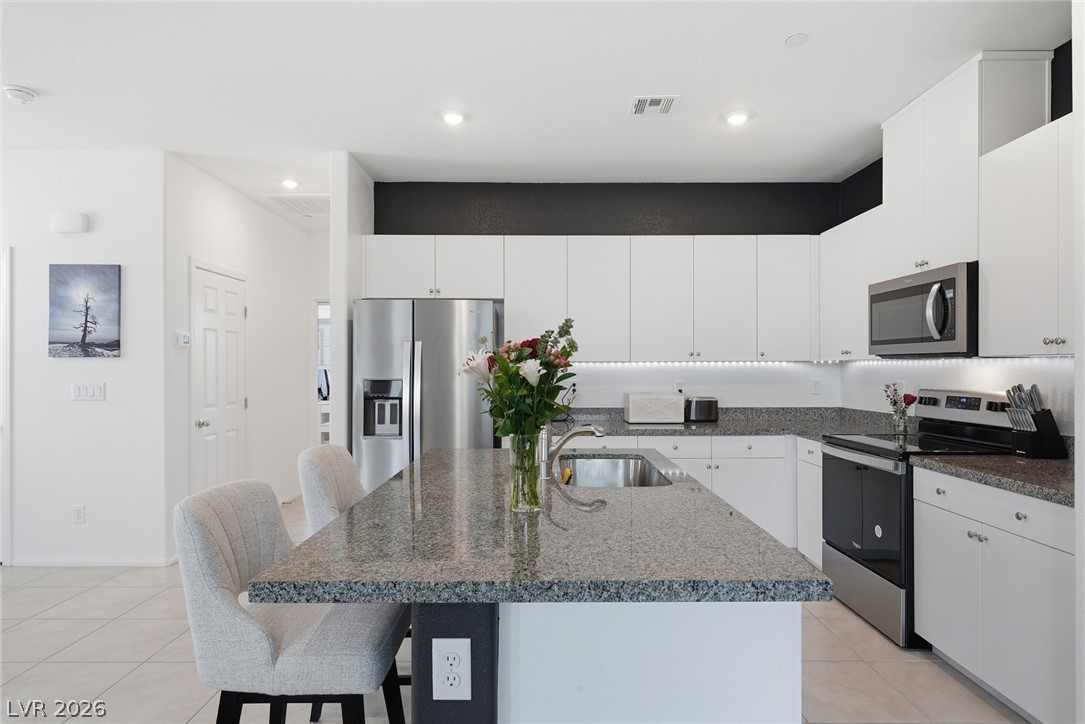 Photo 10 of 41, 6155 Garden Oasis Street