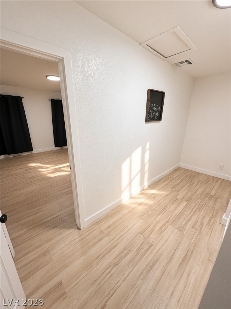Photo 9 of 24, 864 Parkhurst Street