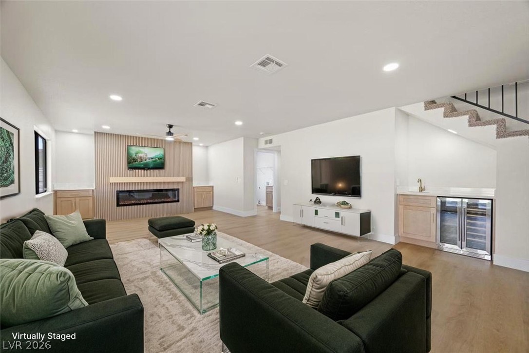 Photo 5 of 531 Carnforth Drive