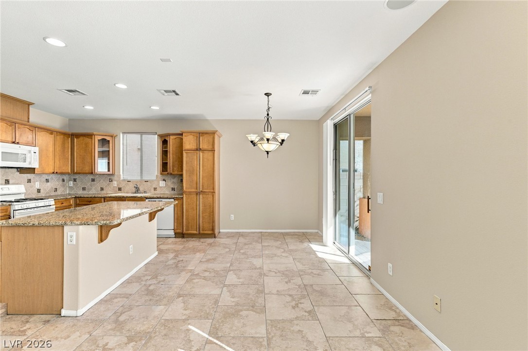 Photo 9 of 37, 6127 W Levi Avenue