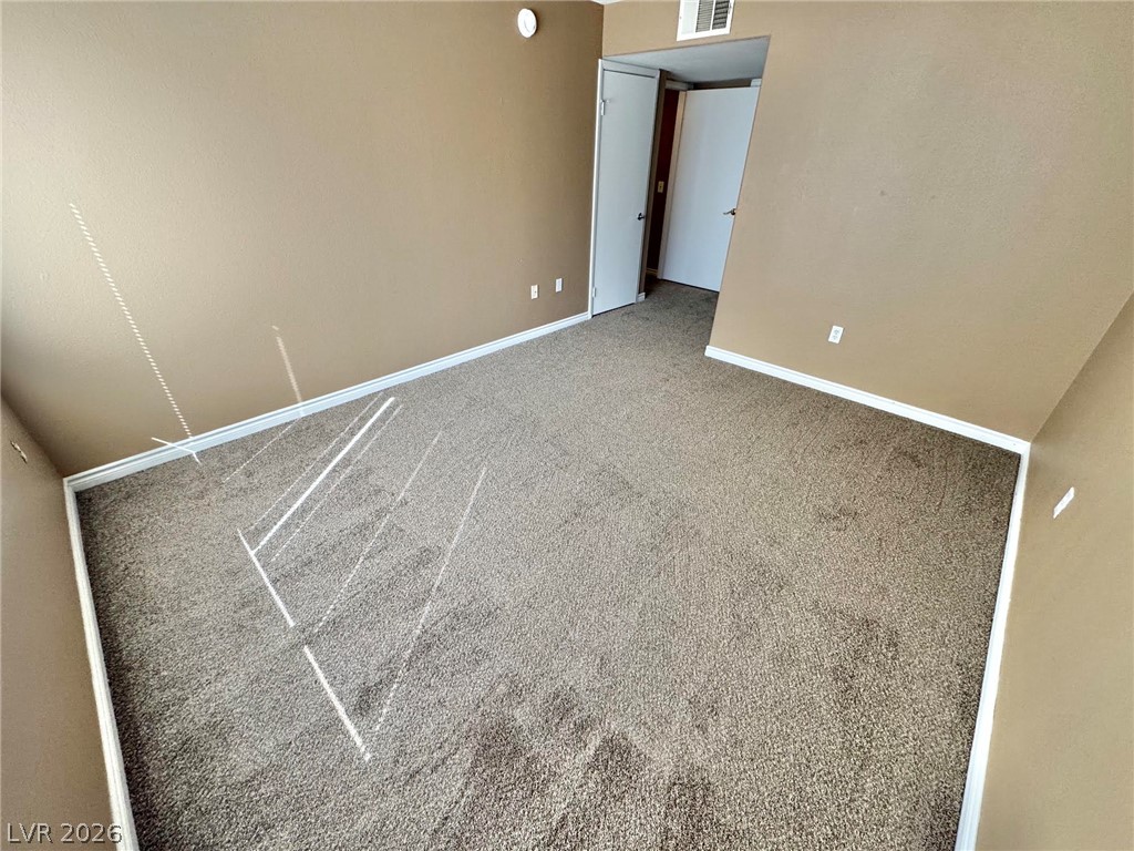 Photo 23 of 30, 5710 E Tropicana Avenue #2143