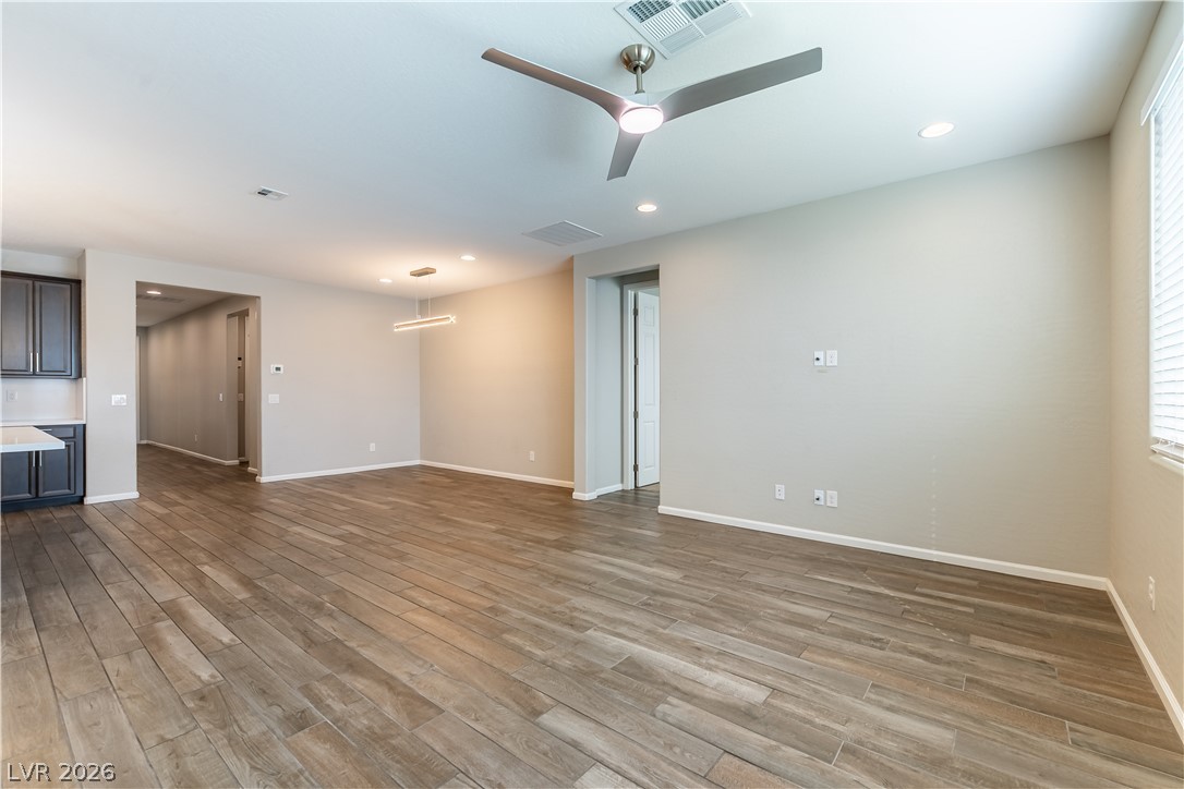 Photo 6 of 24, 6008 Bugsy Street