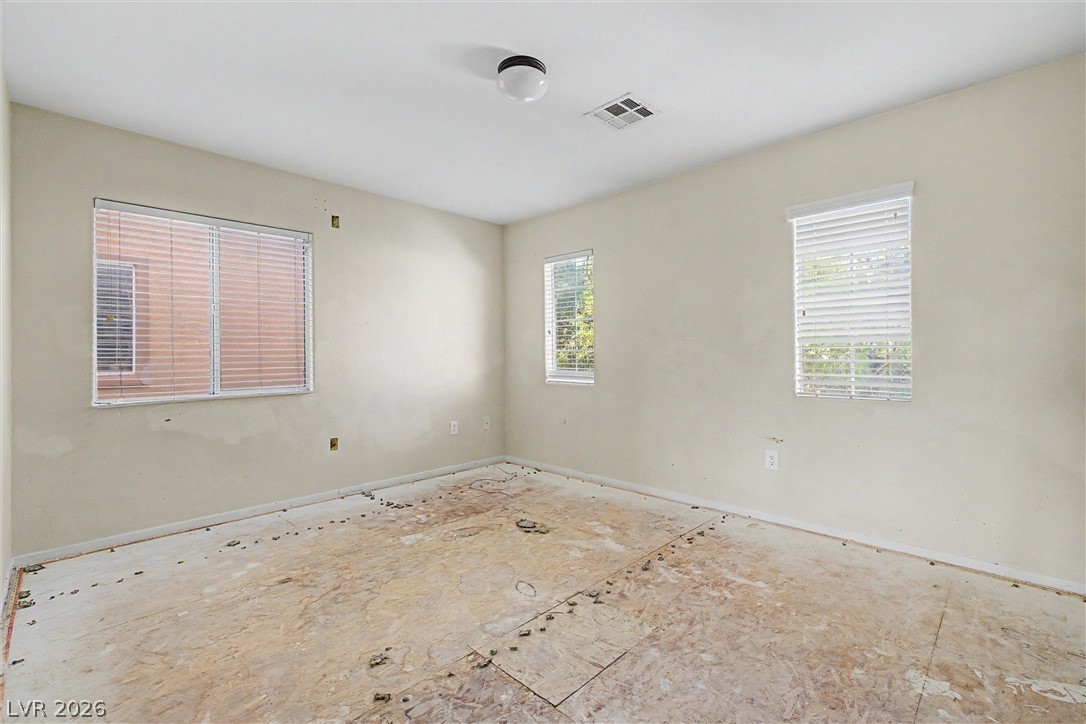 Photo 7 of 16, 4017 Cherokee Rose Avenue