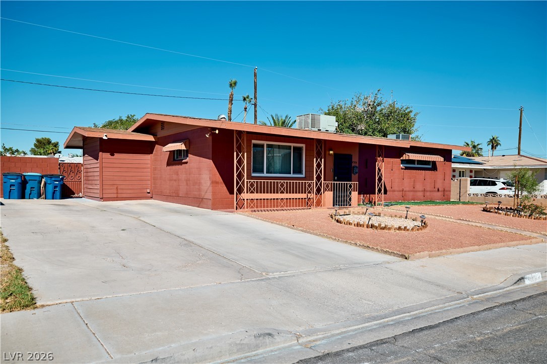 Photo 2 of 4504 Exposition Avenue