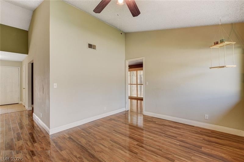 Photo 17 of 42, 6616 Treadway Lane