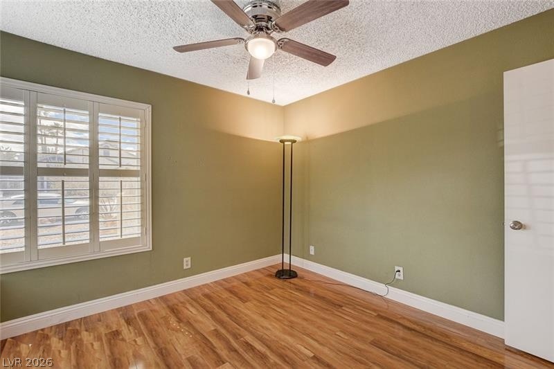 Photo 31 of 42, 6616 Treadway Lane