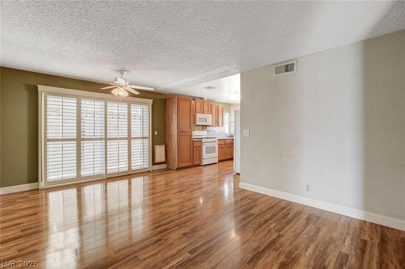 Photo 8 of 42, 6616 Treadway Lane