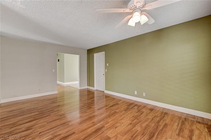Photo 10 of 42, 6616 Treadway Lane