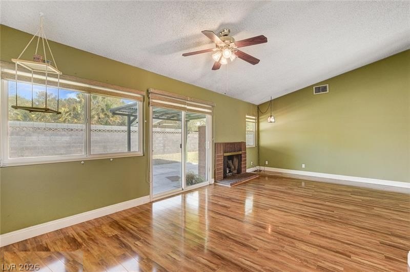 Photo 15 of 42, 6616 Treadway Lane