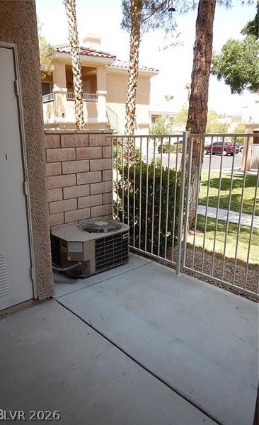 Photo 13 of 17, 251 S Green Valley Parkway #4414