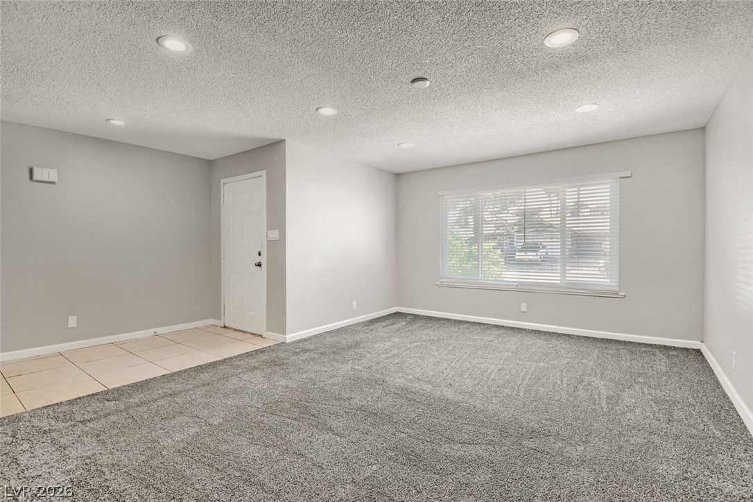 Photo 6 of 29, 3904 Ventura Way
