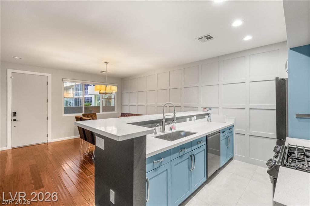 Photo 9 of 42, 4545 Dean Martin Drive #101