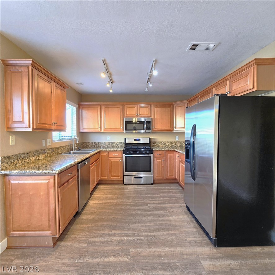 Photo 6 of 19, 8704 Cypresswood Avenue