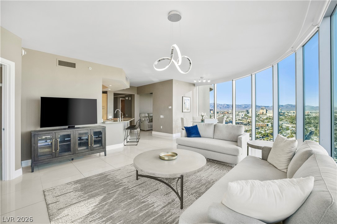 Photo 16 of 52, 222 Karen Avenue #2607