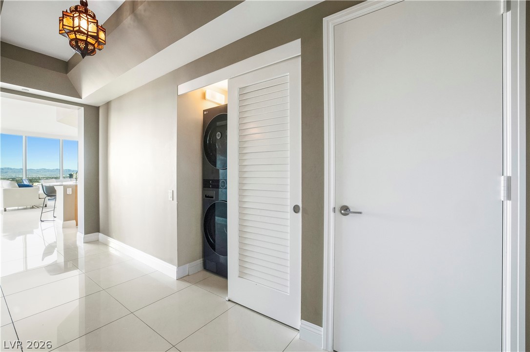 Photo 6 of 52, 222 Karen Avenue #2607