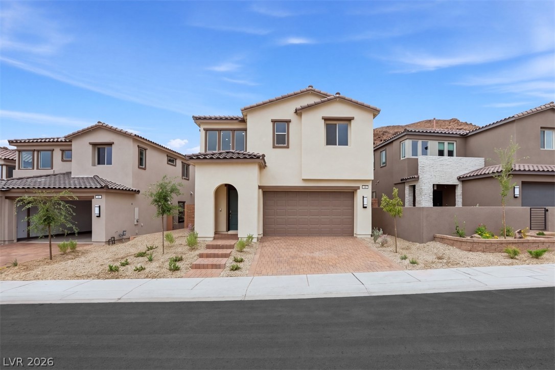 46 Via Montoro, Henderson 89011