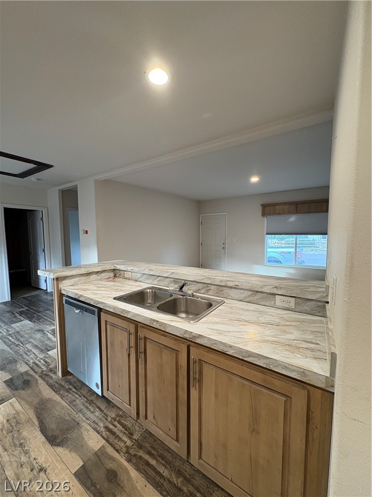 Photo 6 of 17, 1151 Avenue H