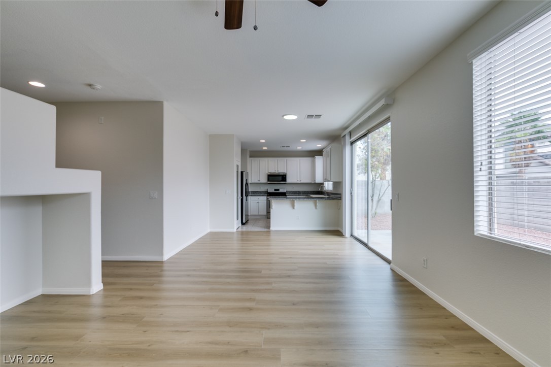 Photo 13 of 41, 5512 Grand Rapids Street