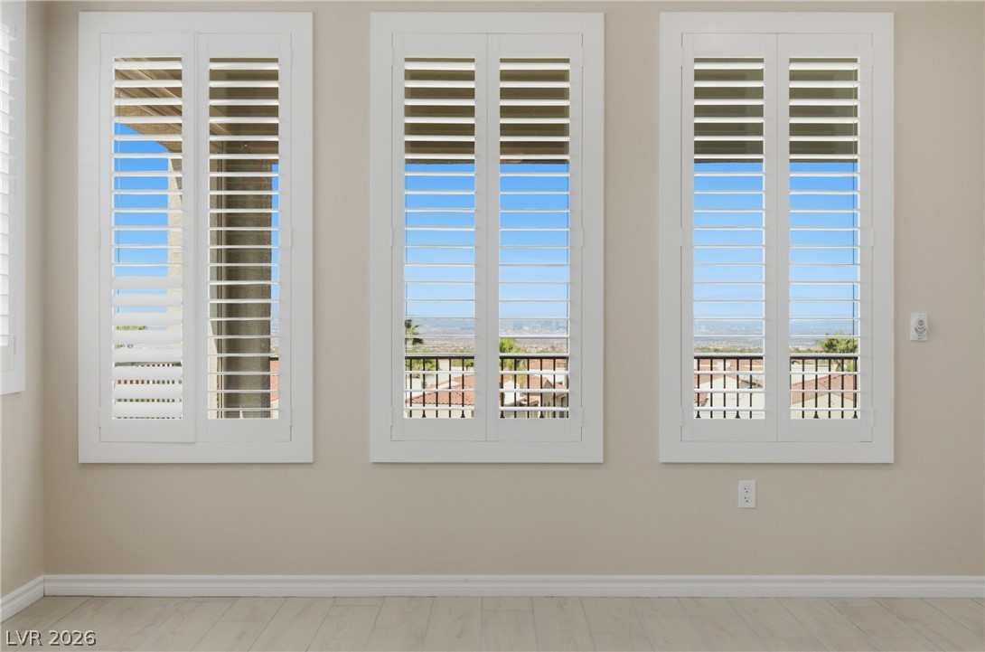 Photo 50 of 93, 2555 Hampton Road #7304