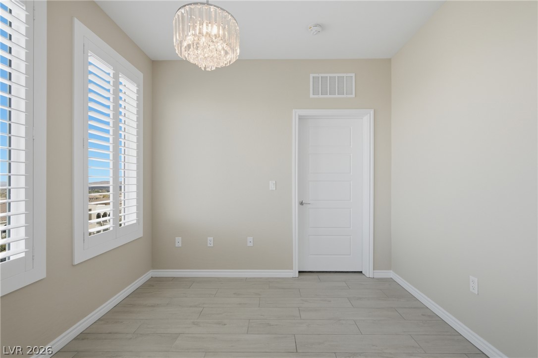 Photo 54 of 93, 2555 Hampton Road #7304