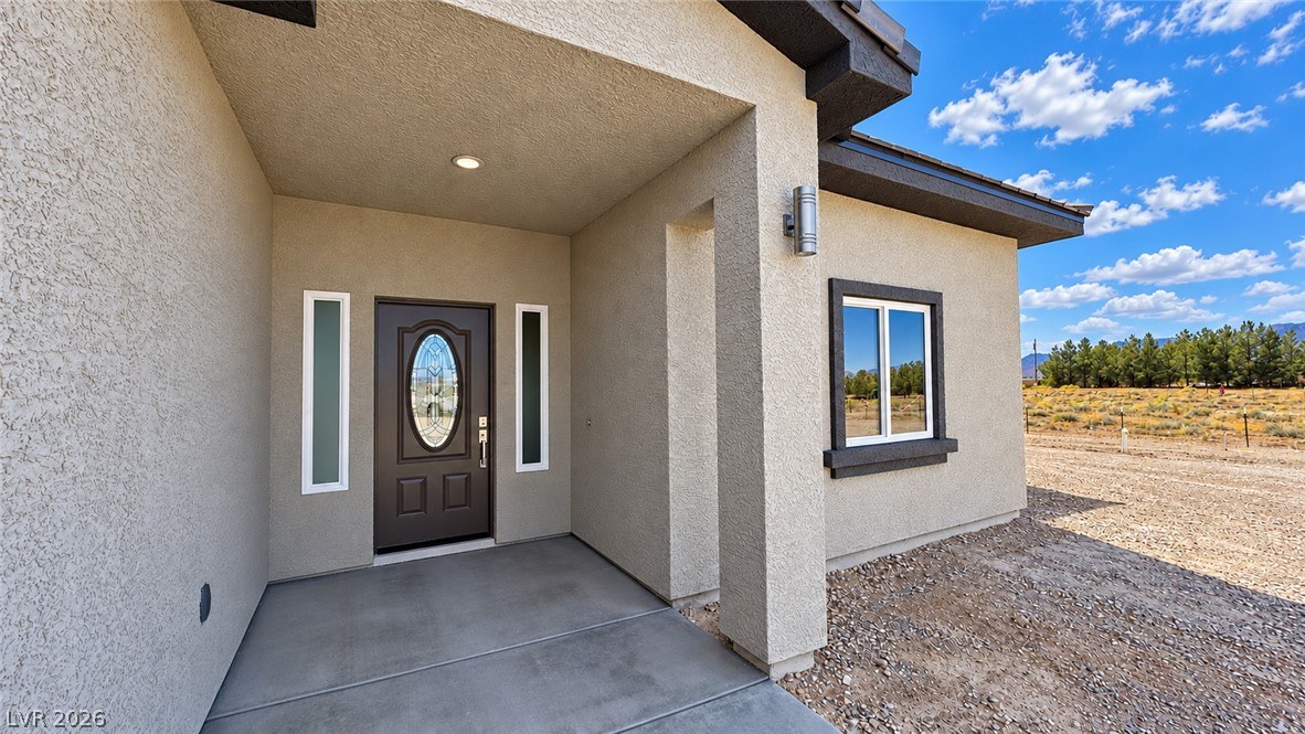 Photo 2 of 2641 W Carnation Way