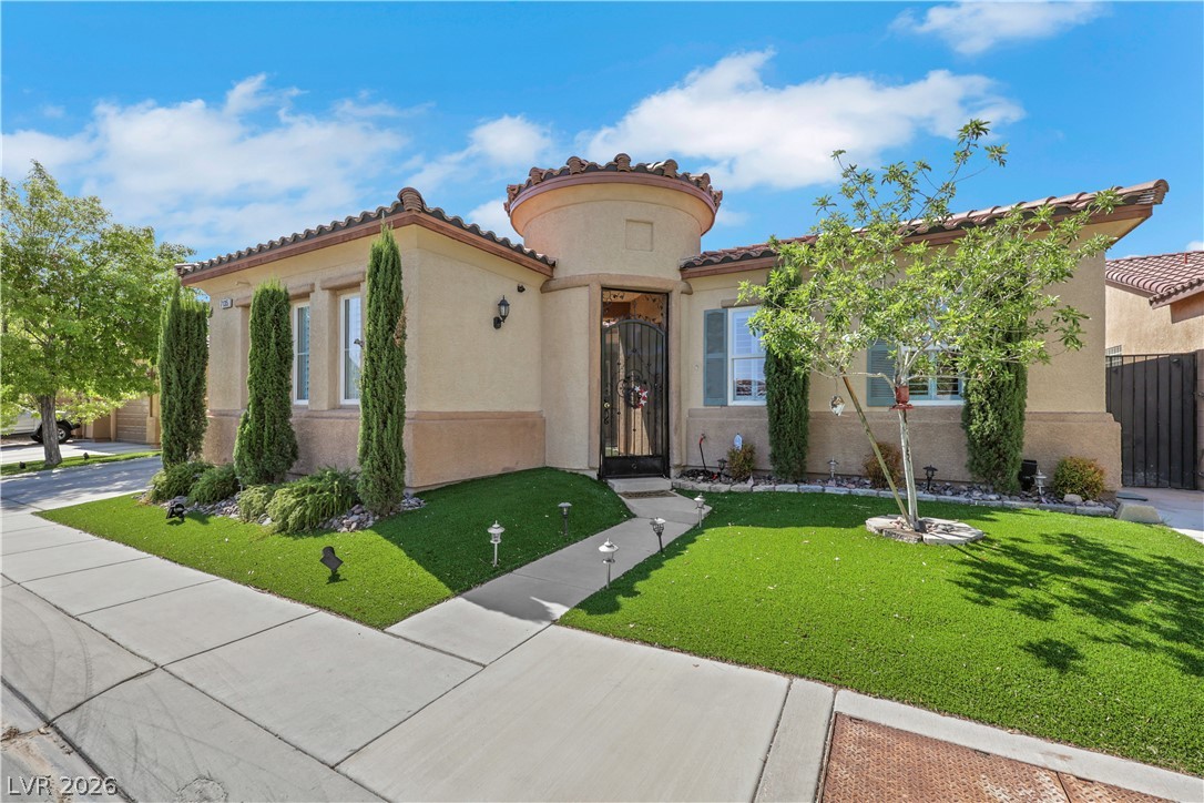 Photo 4 of 7135 Comanche Canyon Avenue