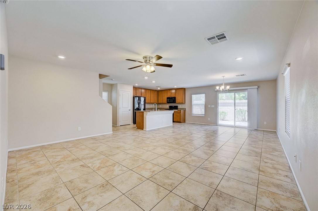 Photo 4 of 9228 Harbin Avenue