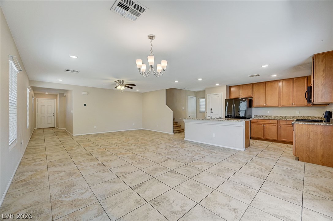 Photo 5 of 9228 Harbin Avenue