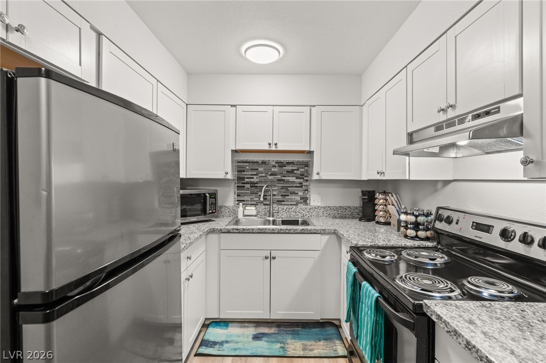 Photo 34 of 47, 615 S 10th Street