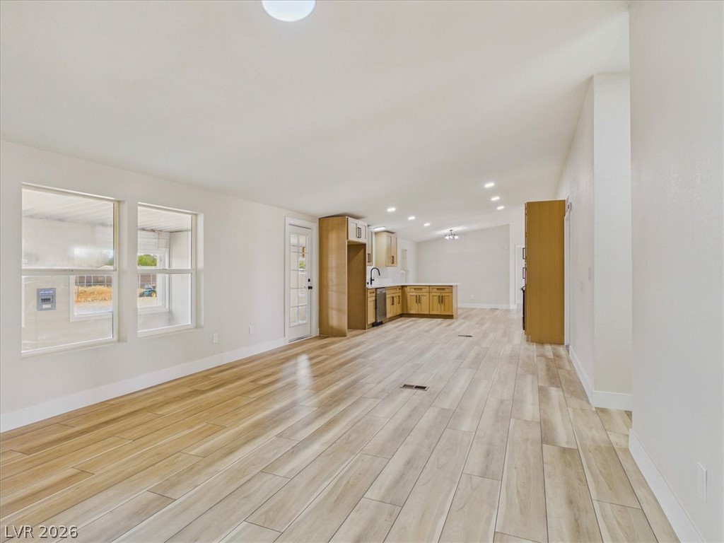 Photo 60 of 97, 2350 W Adkisson Street