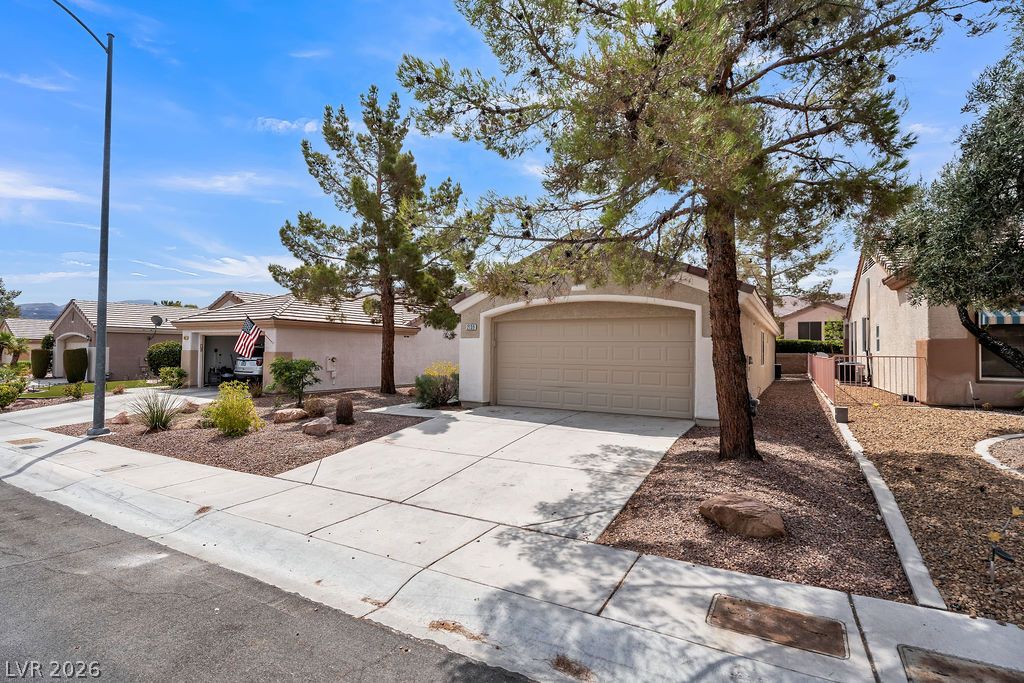 Photo 8 of 58, 2139 Chapman Ranch Drive