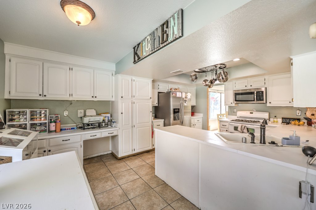 Photo 15 of 58, 3930 Kamden Way
