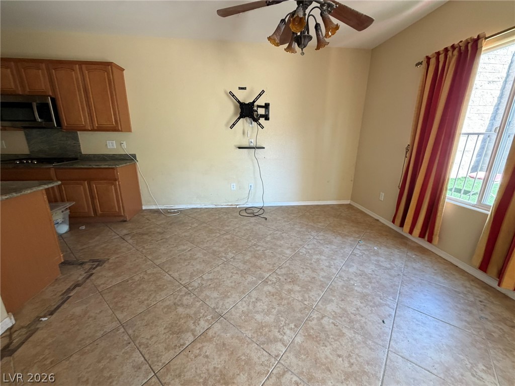 Photo 4 of 2145 Falls City Court