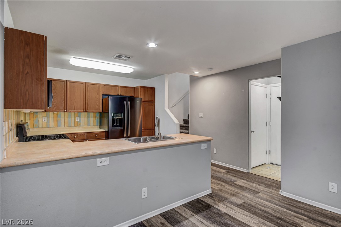 Photo 10 of 27, 9052 Pearl Cotton Avenue