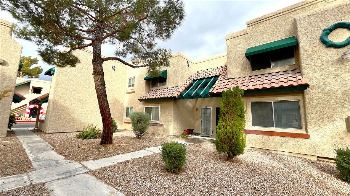 Photo 2 of 6750 Del Rey Avenue #123