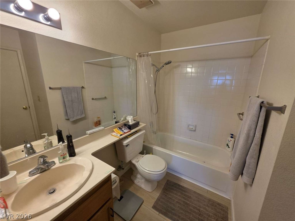 Photo 18 of 27, 2191 Bay Club Drive #201