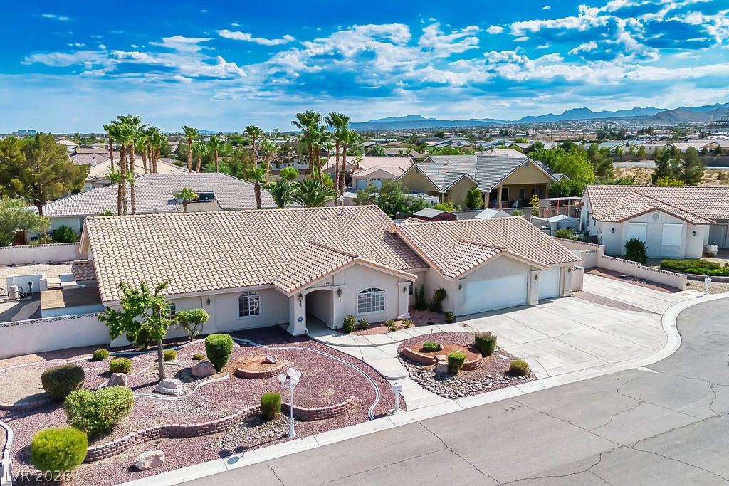 4465 N Campbell Road, Las Vegas