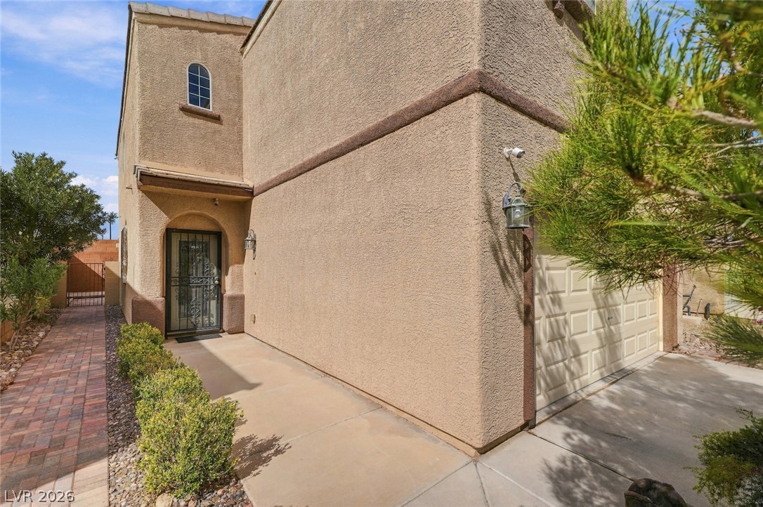 Photo 2 of 8937 Veneroso Street