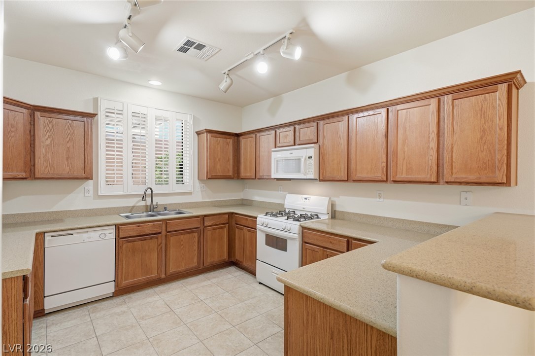 Photo 14 of 31, 8937 Veneroso Street