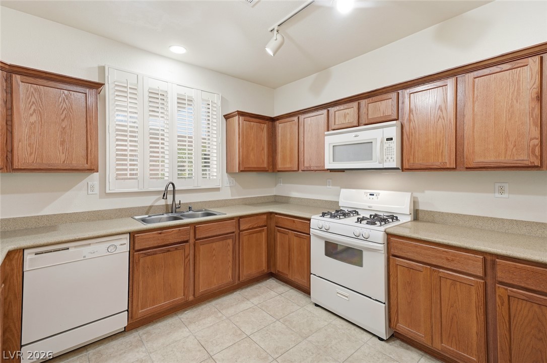 Photo 16 of 31, 8937 Veneroso Street