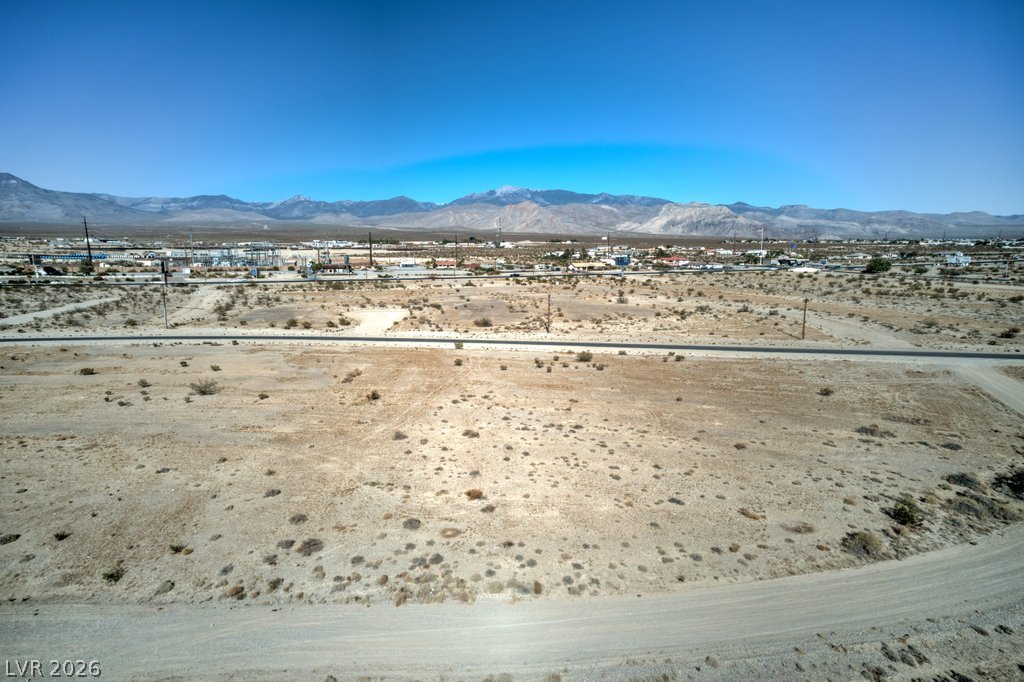 2140 E Jumping Fox Street, Pahrump